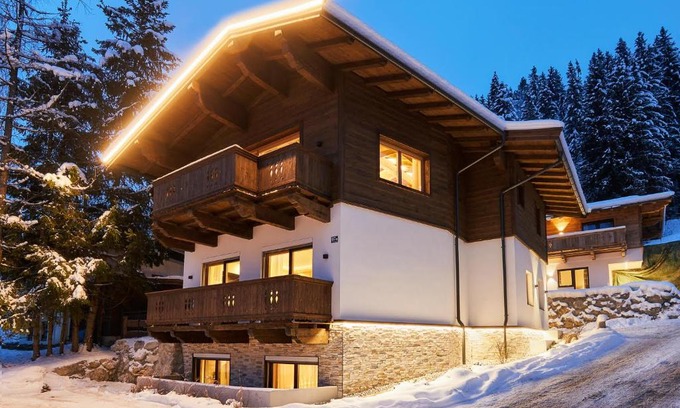 Kirchberg in Tirol House | Modern Holiday Home with Sauna Near Ski Lift - Guest Rated 9.7
