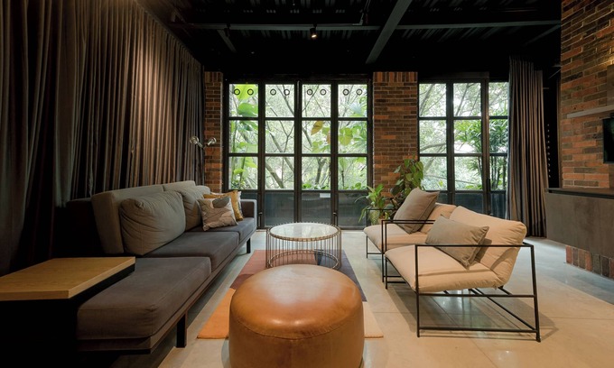 El Poblado Apartment | Modern 2BR Loft in the Heart of Vibrant Provenza