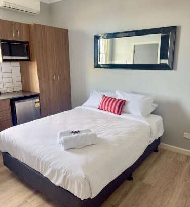 Lambton Hotel | Top of The Mark