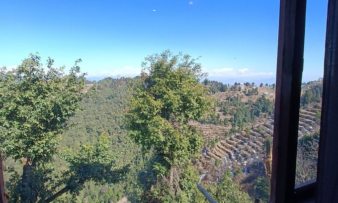 Kanatal Bed & Breakfast | Serene Mountaintop Retreat with Nature and Snow Views