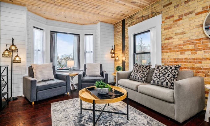 Traverse City Apartment | Premium 2 Bedroom Apartment in Downtown Traverse City