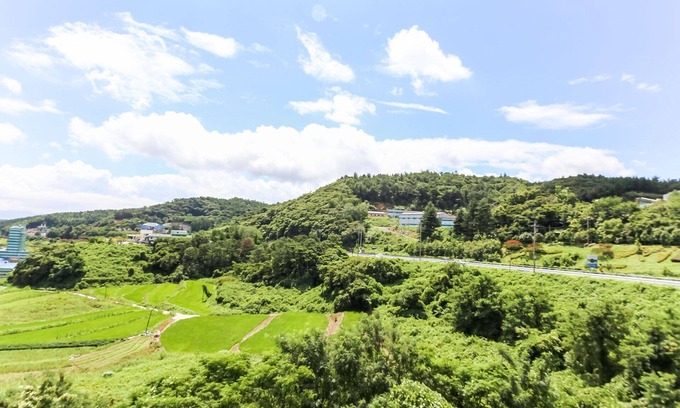 Changyang Hotel | Eco-Friendly Retreat at Top Suncheon with Family Amenities