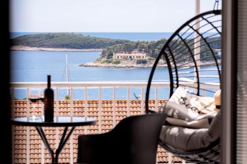 Hvar Old Town Apartment | Exceptional Top View Apartment in Hvar - Family Friendly Stay