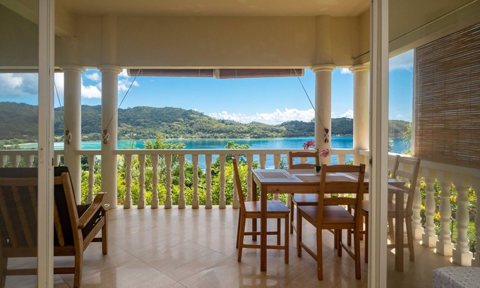 Anse La Mouche House | Scenic Top View Retreat with Family-Friendly Amenities
