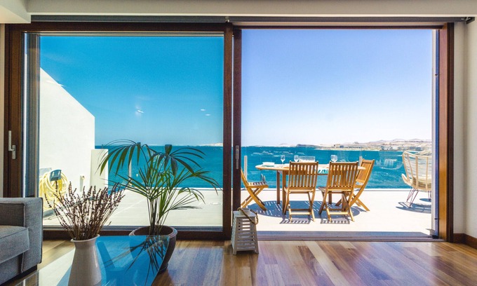 Telde Apartment | Stunning Oceanfront Apartments at Melenara Beach Avenue
