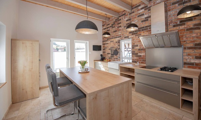 Moerlenbach Apartment | Topausgestattete 70m2 Maisonette Ferienwohnung mit Wohnküche