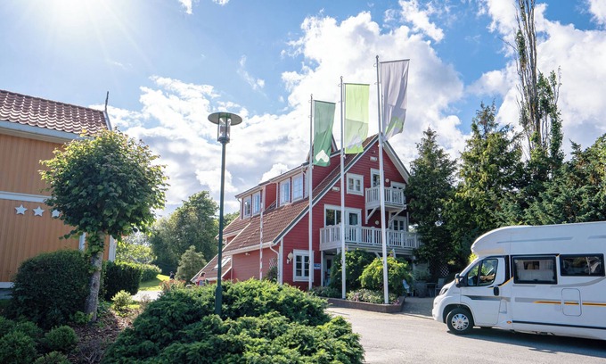 Grimstad Cottage | Discover Topcamp Bie - Grimstad: Pool, Spa & Family Friendly