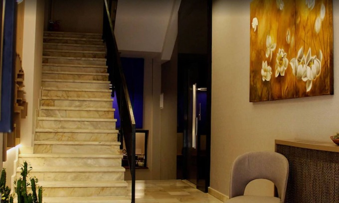 Tophane Apartment | Discover Tophane Suites: Highly Rated with Spa & Dining