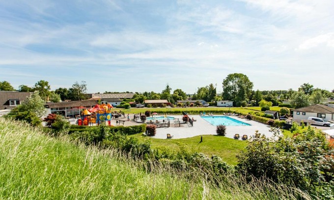 Lageweg Resort | Discover TopParken – Parc IJsselhoeve: Family & Pet Friendly