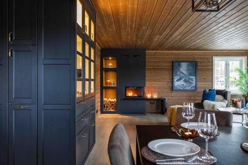 Oystre Slidre Villa | Modern Cabin Retreat in Beito - Guest Rated 9.7/10