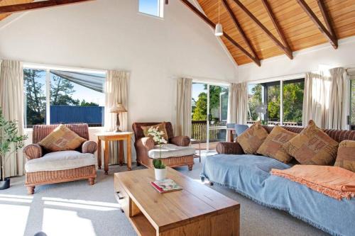 Torbay House | Torbay Sun Drenched Villa near Local Beaches