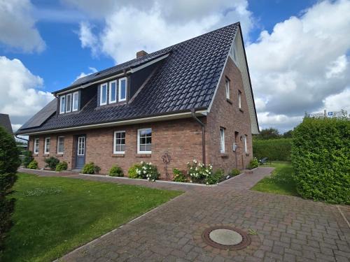 Borgsum House | Welcoming Torben's Hüs: Your Family and Pet-Friendly Retreat