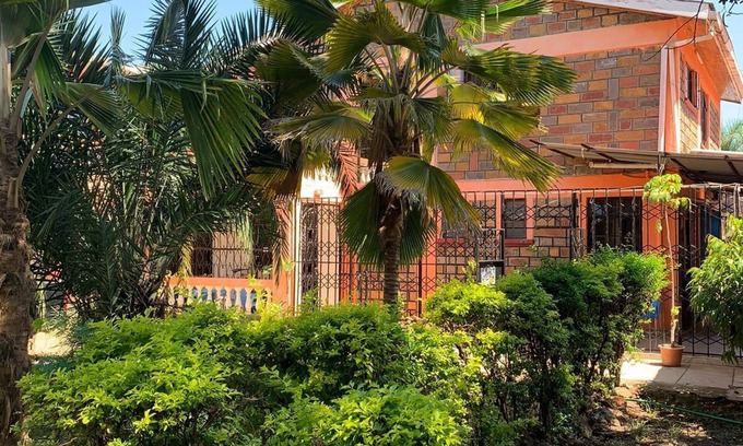 Kisumu Hotel | Discover Torchys Lounge: Family-Friendly Dining & More