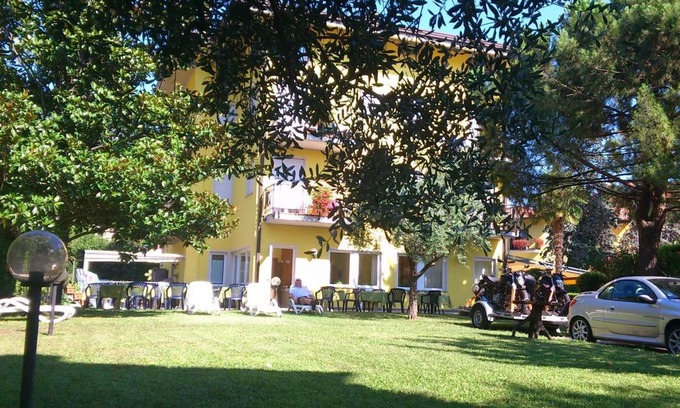 Torbole sul Garda Hotel | Toresela: Exceptional Stay with Spa and Family-Friendly Amenities