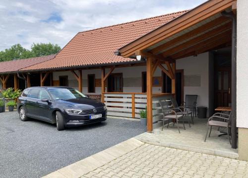 Torony House | Guest Rated: 10/10 at Toronyi Vendégház with Breakfast