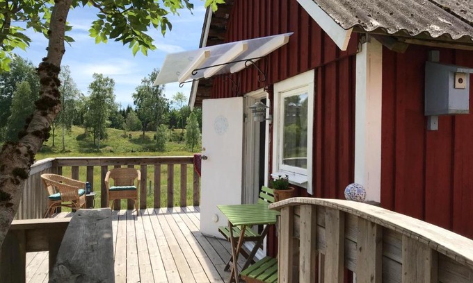 Ullared Cabin | Idyllic Torpet Längtan with Oceanfront Views & Hot Tub