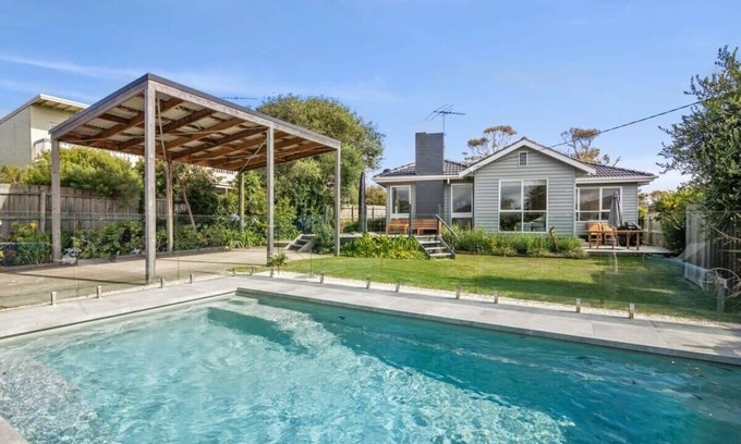 Torquay House | Torquay Springs: Oceanfront Getaway with Pool & 10/10 Rating
