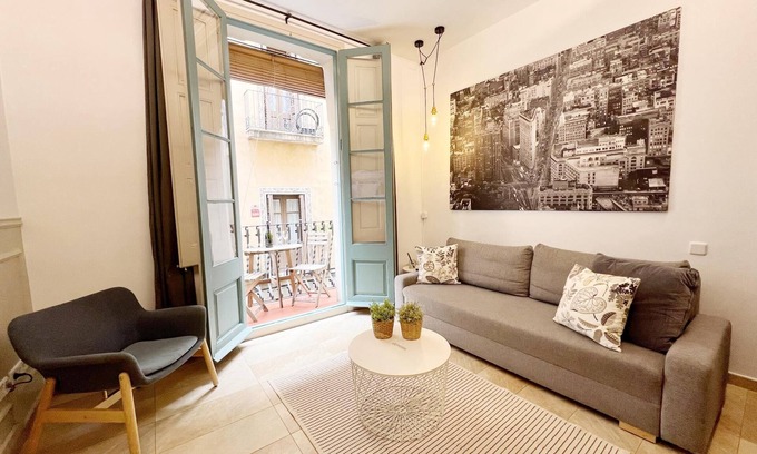 la Vila de Gracia Apartment | Pet-Friendly Torre de Gracia Apartment in Barcelona