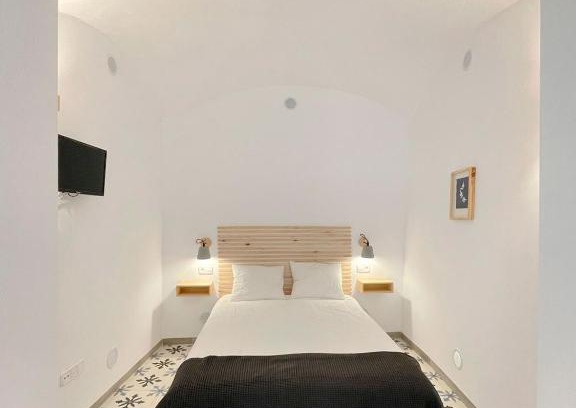 Santiago Apartment | Discover Torre de la Yerba: Pet-Friendly & Family Friendly