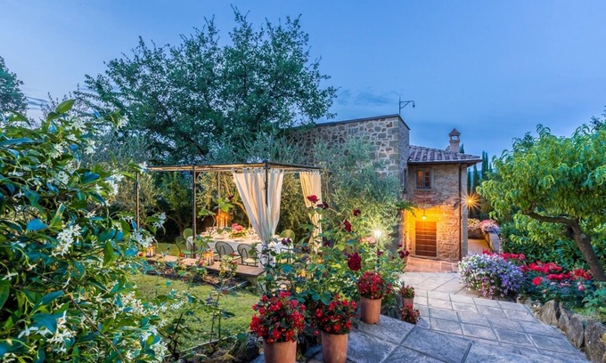 Ripoli Villa | Experience Torre del Cielo: Poolside Bliss in Tuscany