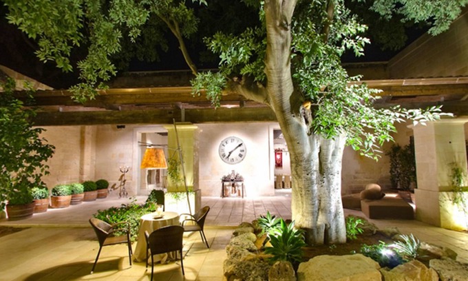 Lecce Hotel | Elegant Torre del Parco: 4-Star Stay with Spa & Dining