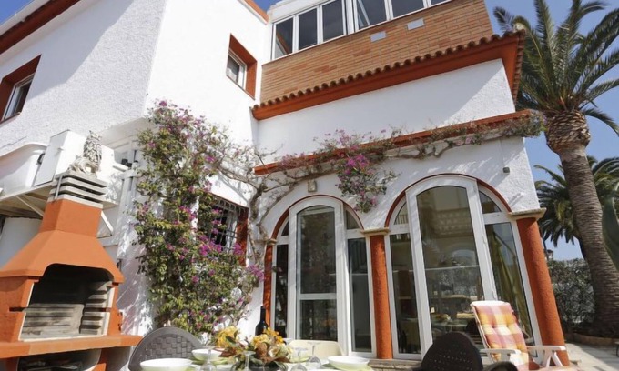 Cambrils House | Oceanfront Torre del Sol: Guest Rated 10/10 Experience