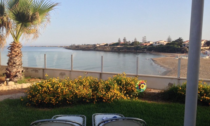 Torre di Mezzo House | Experience Torre Di Mezzo: Oceanfront Villa with Pool