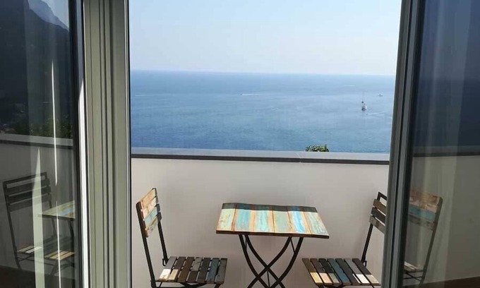 Minori Bed & Breakfast | Experience Torre Elisea: Eco-Friendly Family Getaway