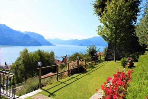 Santa Maria - Rezzonico Apartment | Relax in Torre Ferienwohnung with Garden & Pet Friendly Amenities