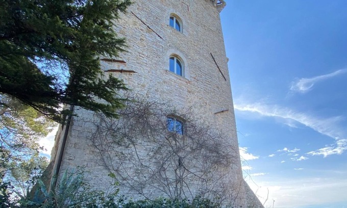 Loreto House | Torre Fortunata, Splendidly Restored Medieval Tower Near Todi in Umbria