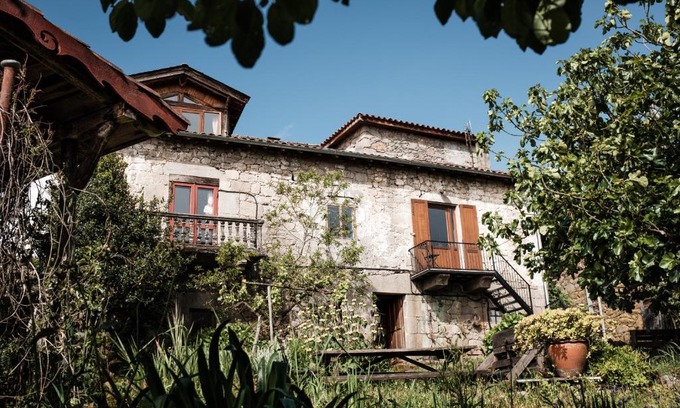 Panton Apartment | Discover Torre Tanquián Eco Finca in Scenic Ribeira Sacra