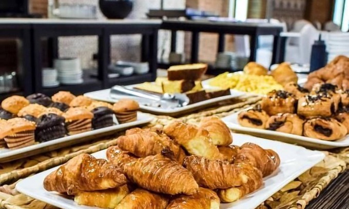 Almeria Centro Hotel | Discover Torreluz Centro Hotel: Family-Friendly & Spa Amenities
