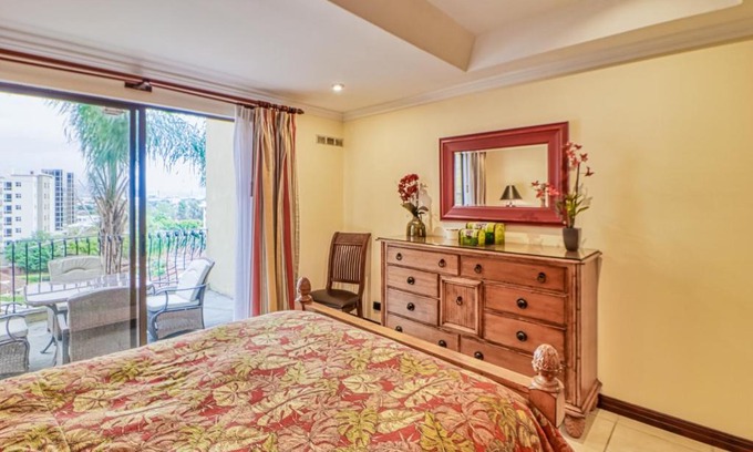 Escazu Apartment | Top-Rated Torres Colina: Family-Friendly & Accessible Stay