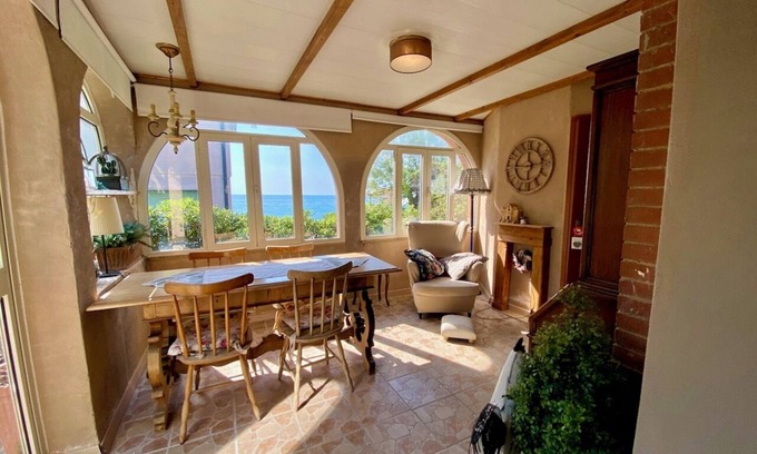 San Vincenzo Apartment | Inviting Tosca Apartment with Spa, Hot Tub & Breakfast