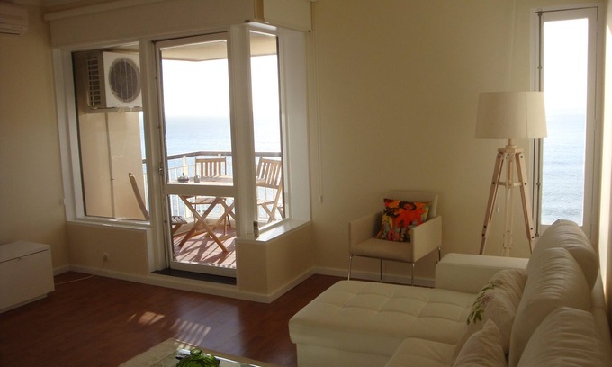 Sao Martinho Apartment | Ocean View Retreat in Funchal with Pool and Spa
