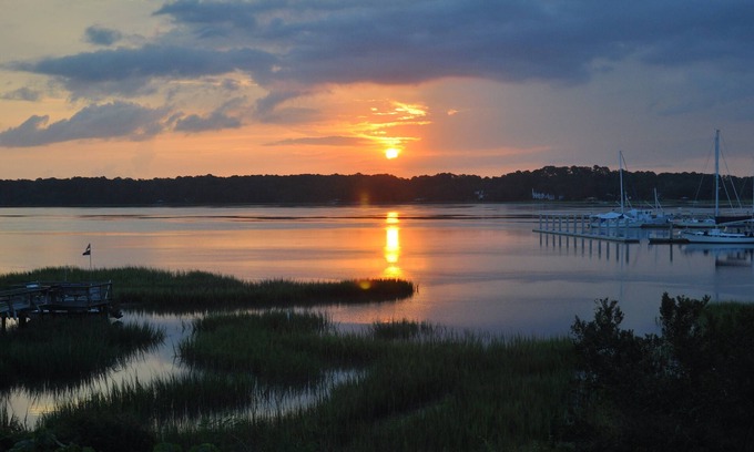 Port Royal Landing House | Waterfront Cottage: Rated 10/10, Perfect for Boaters & Pets