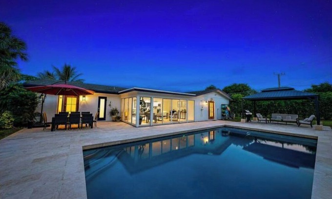 BallenIsles House | Recently Renovated Oasis with Pool and Spacious Backyard