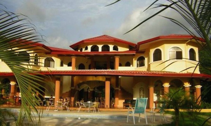 Baru Villa | Discover Toucans & Waterfalls at Our Jungle Villa Retreat