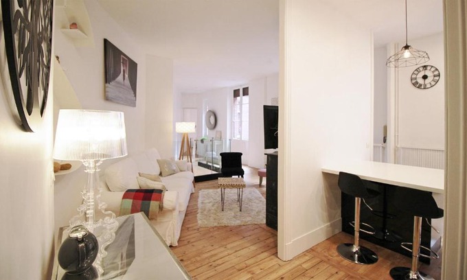 Saint-Etienne Apartment | Discover T4 du Languedoc: Family-Friendly & Rated 8.8/10