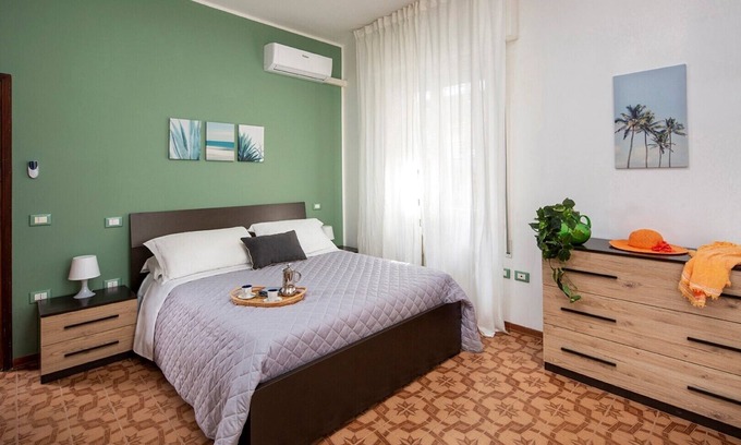 Miramare Apartment | Cozy Tourist Apartment in Miramare di Rimini - Flores 2/B