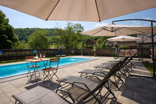 Cerklje ob Krki House | Pet-Friendly Escape at Tourist Farm Pri Martinovih