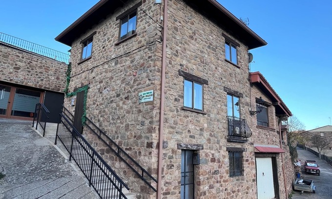 Lumbreras House | Elegant Tourist House in Lumbreras with Private Terrace