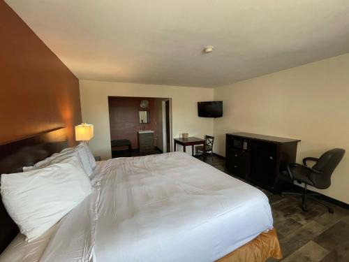 Galloway Hotel | Family-Friendly Stays at Tourist Inn with Top Amenities