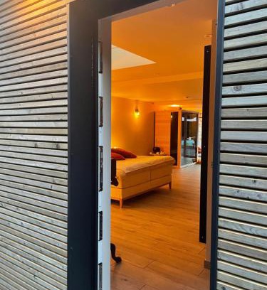 Erquelinnes Bed & Breakfast | Discover Tournez La Page: Oceanfront Paradise Awaits