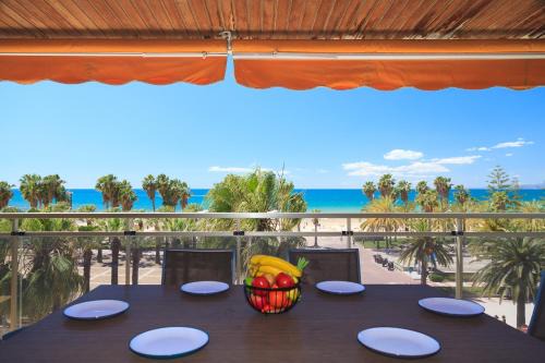 Salou City Centre Apartment | Family-Friendly Retreat at Tous Planet Costa Dorada