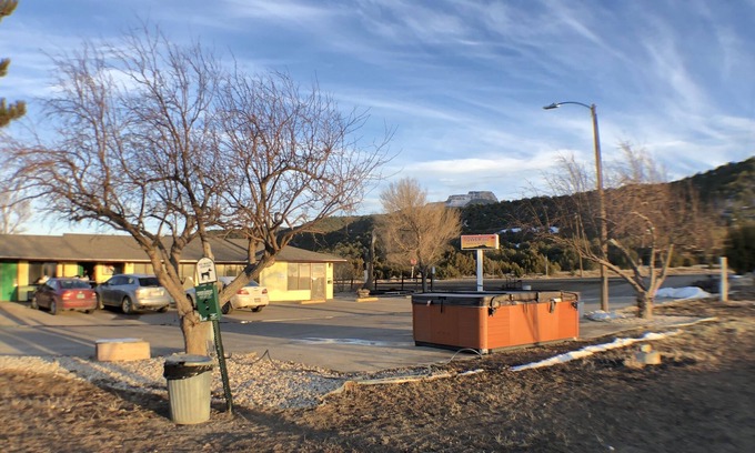 Trinidad Hotel | Cozy Tower 64 Motel & RV: Pool, Spa, and Breakfast Awaits