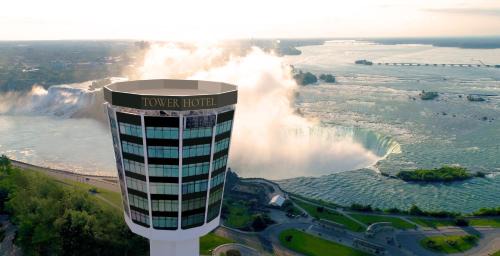 Fallsview Hotel | Elegant Tower Hotel at Fallsview with Dining and Accessibility