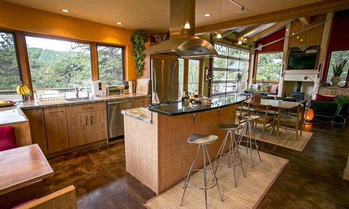 Black Hawk House | Mountain Modern Retreat at Towering Pines with Spa & Hot Tub