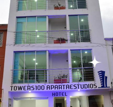 Apartado Apartment | Exceptional Towers100 Aparta Estudios with Breakfast & Hot Tub