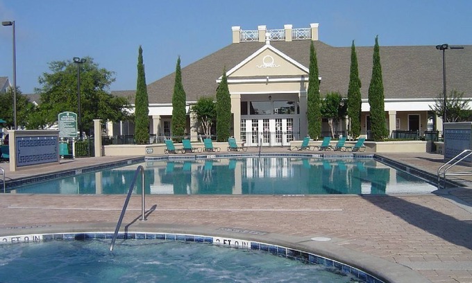 Kissimmee Apartment | Family-Friendly Retreat Near Disney with Pool & Spa Access